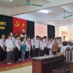 HS LÊ THANH THUÝ NHẬN HỌC BỔNG