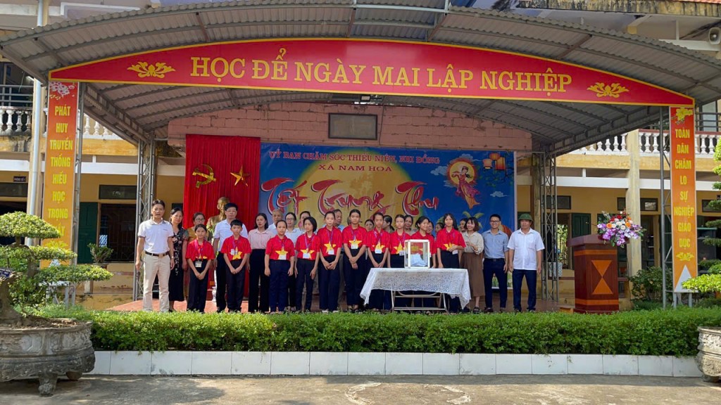 11.1. ủng hộ