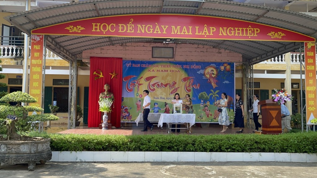 ỦNG HỘ